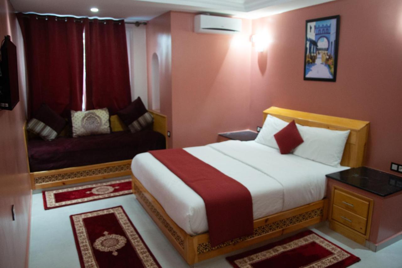 La Perle De Briech Hotel อซิลาห์ ภายนอก รูปภาพ