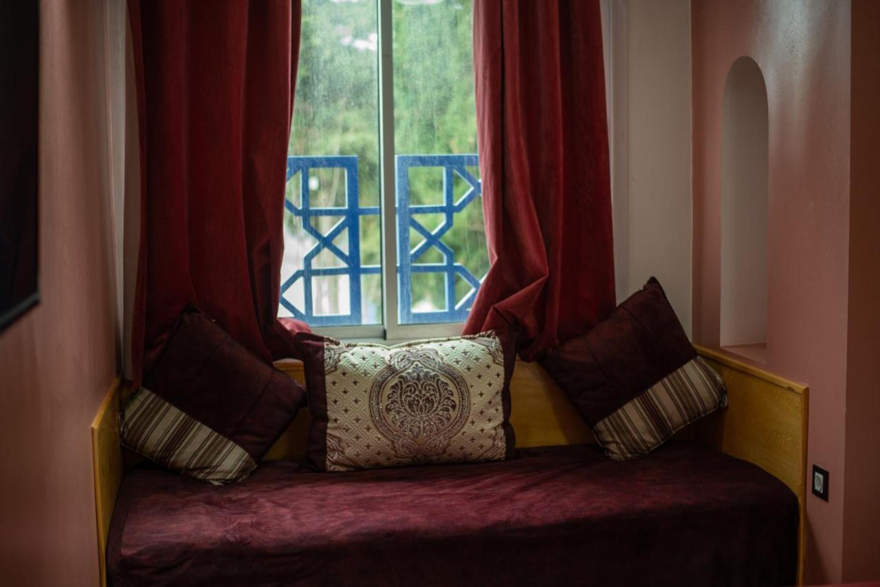 La Perle De Briech Hotel อซิลาห์ ภายนอก รูปภาพ