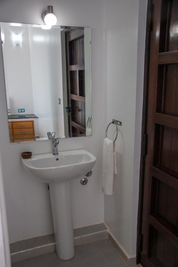 La Perle De Briech Hotel อซิลาห์ ภายนอก รูปภาพ
