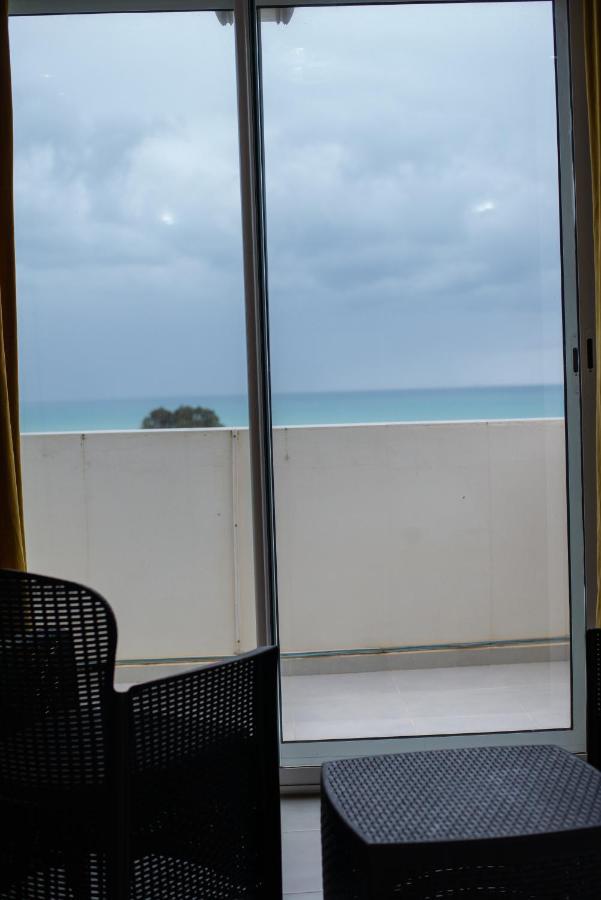 La Perle De Briech Hotel อซิลาห์ ภายนอก รูปภาพ